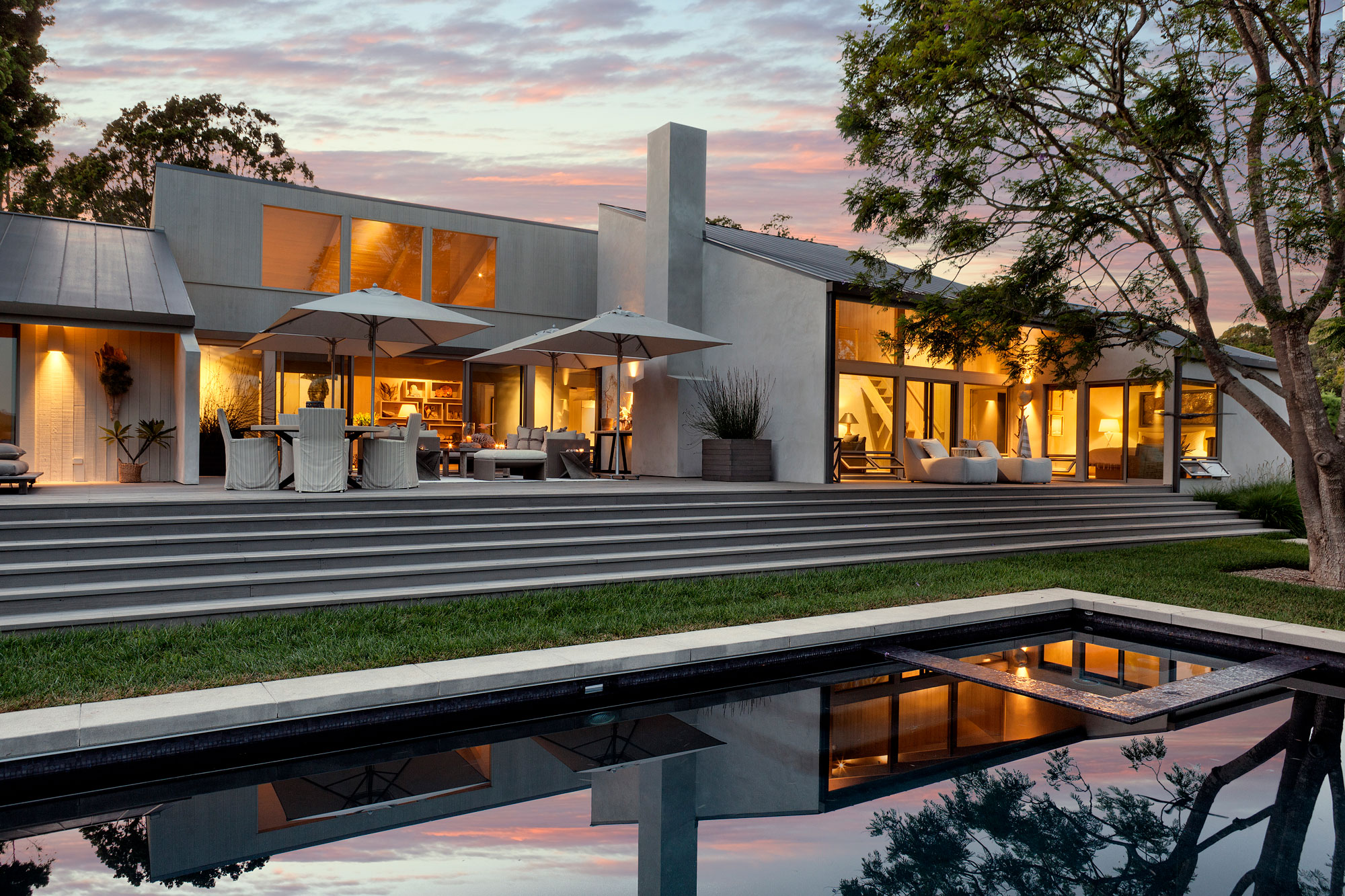 Discover Mid Century Sea Ranch: Timeless Coastal Living with Mid Century Design