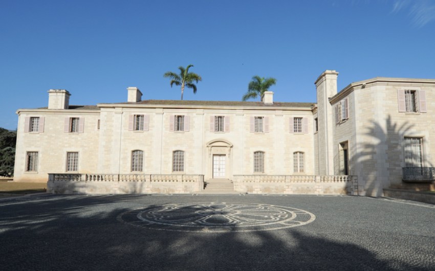 Bellosguardo Earns Permits for Tours, Despite Questions over Public Access