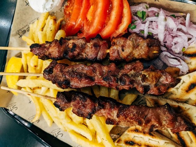 winkler fasolakia loukoumades