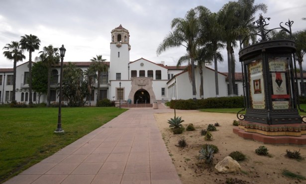 Santa Barbara Junior High Locked Down After Parent Approaches Student