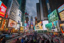 Reimagine De la Guerra Plaza