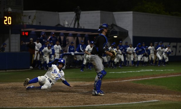 Gauchos Edge UC Riverside 9-8 to Climb Within One Win of Big West Championship