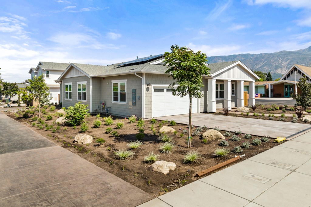 Cluster of New Cottages in Carpinteria The Santa Barbara Independent
