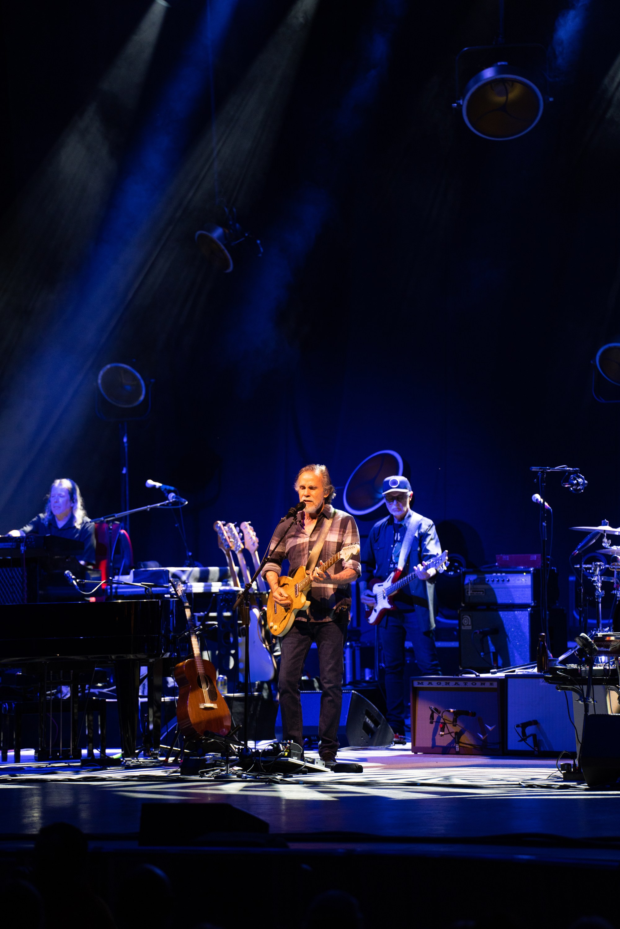 Review Jackson Browne at the Santa Barbara Bowl The Santa Barbara