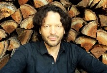 Writing in the Galleries