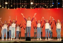 La Colina Jr. High Presents “Sing For Your Supper”