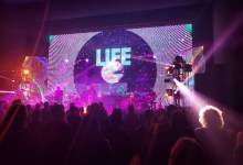 ON the Beat | Of Lips and Godly Flowers