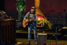 Review | Neil Young at the Santa Barbara Bowl