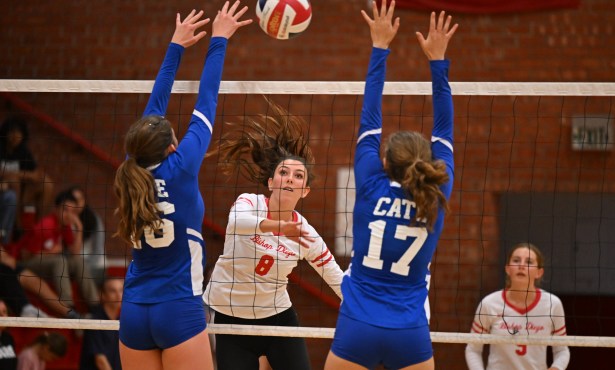 Bishop Diego Sweeps Cate 25-17, 25-17, 25-21 in Crucial Tri-Valley League Match