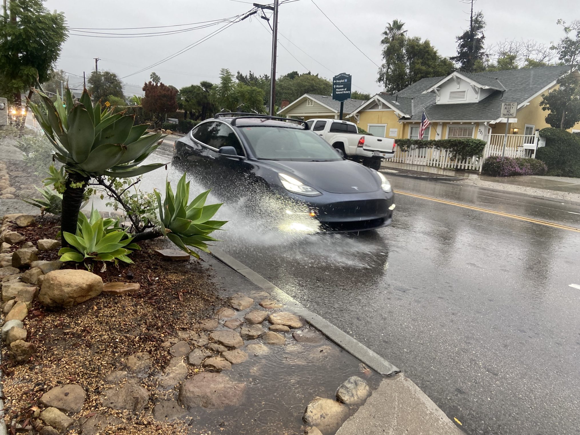 Monster Rain Drenches Santa Barbara - The Santa Barbara Independent