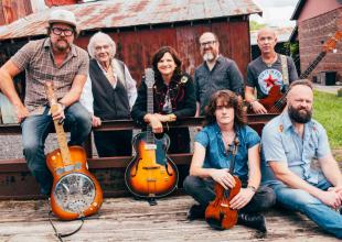 Review | The Amy Ray Band and Dar Williams Take Us on a Musical Journey 