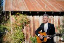 An Evening with Lyle Lovett and his Acoustic Group