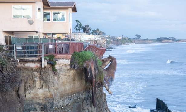 UC Santa Barbara Students Return to Isla Vista, Where El Niño Threatens Cliff Collapse