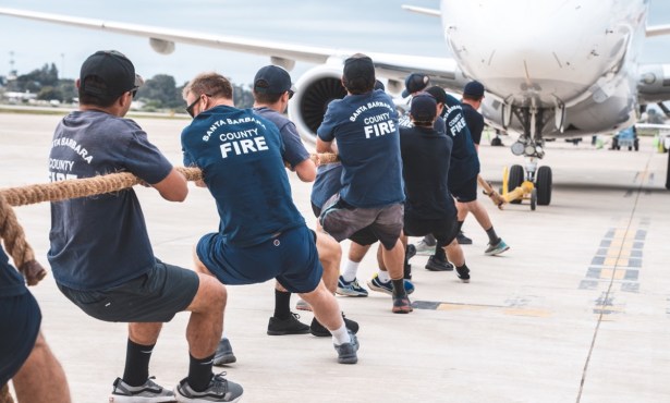 Plane Pull Returns to the Santa Barbara Airport For a Third Year 