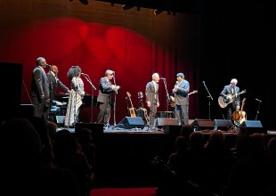 Review | Lots to Love About Lyle Lovett