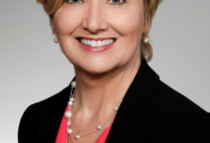 CommUnify’s CEO Patricia Keelean Receives Prestigious “Editor’s Choice: Nonprofit Award” and is Named Among the 2024 “Top 5 Women in Business” On the Central Coast