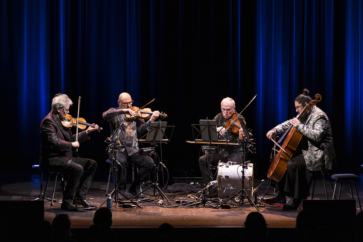 邦楽 Kronos MaRiA The Artists Behind Kronos Quartet - Kronos Quartet