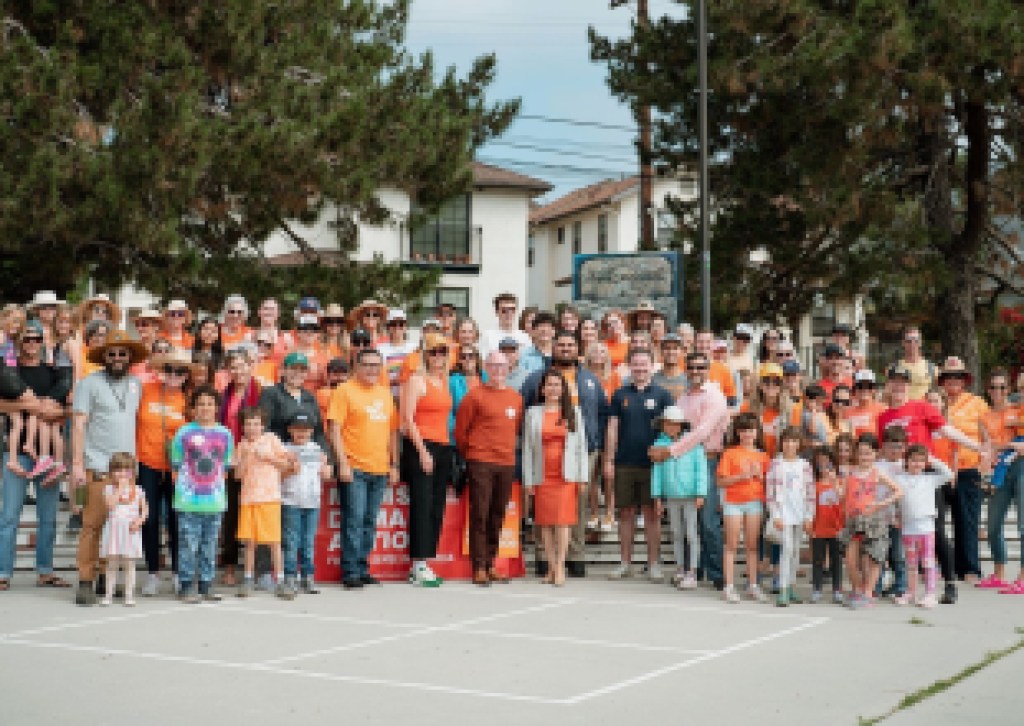 Moms Demand Action Invites Community to Wear Orange