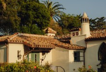 Christmas Tree Lighting at El Encanto