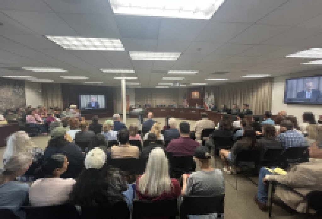 Ayuntamiento de Goleta adopta una resolución y asigna $100,000 en respuesta a las recientes actividades del Servicio de Inmigración y Control de Aduanas (ICE)