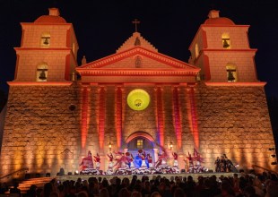 The Beats Go On At La Fiesta Pequeña