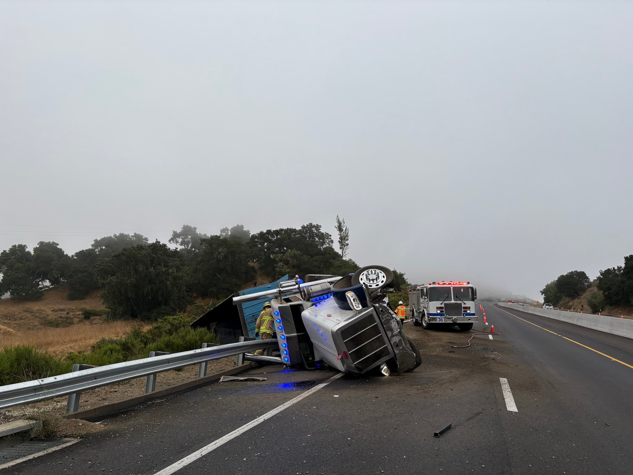 Semi-Truck Overturns on Highway 101 Near Nojoqui Summit - The Santa ...