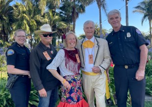 Refined Party Animals Celebrate Fiesta at the Zoo