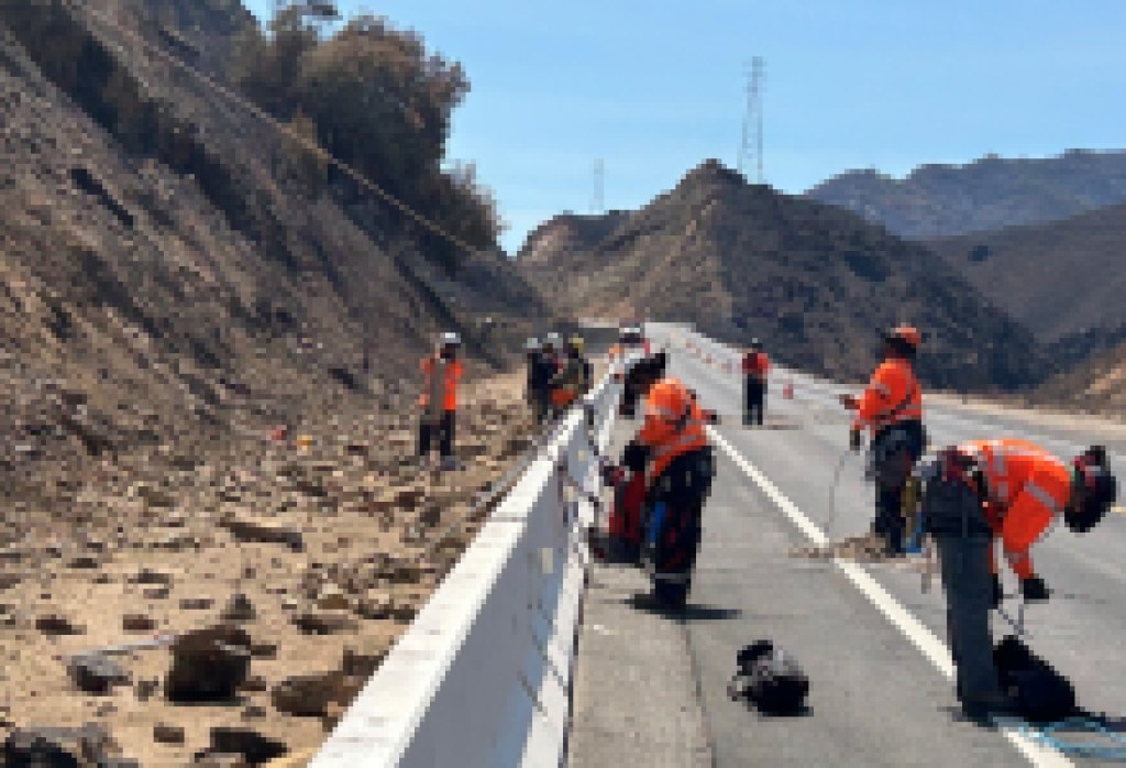 Major Traffic Control Lifted on Two Miles of Highway 166 Delays Between U.S. 101 and Hwy. 33 Now Reduced to 20-Minutes