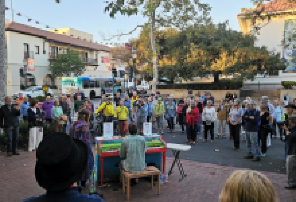 The Fifth Annual ‘Masq(p)arade!’ Returns to State Street