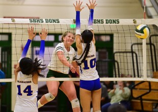 Santa Barbara Girls’ Volleyball Advances to Semifinals With Sweep of Gahr