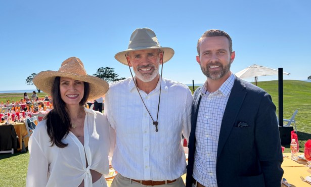 S.B. Rescue Mission Celebrates at Down Under–Themed Fundraiser