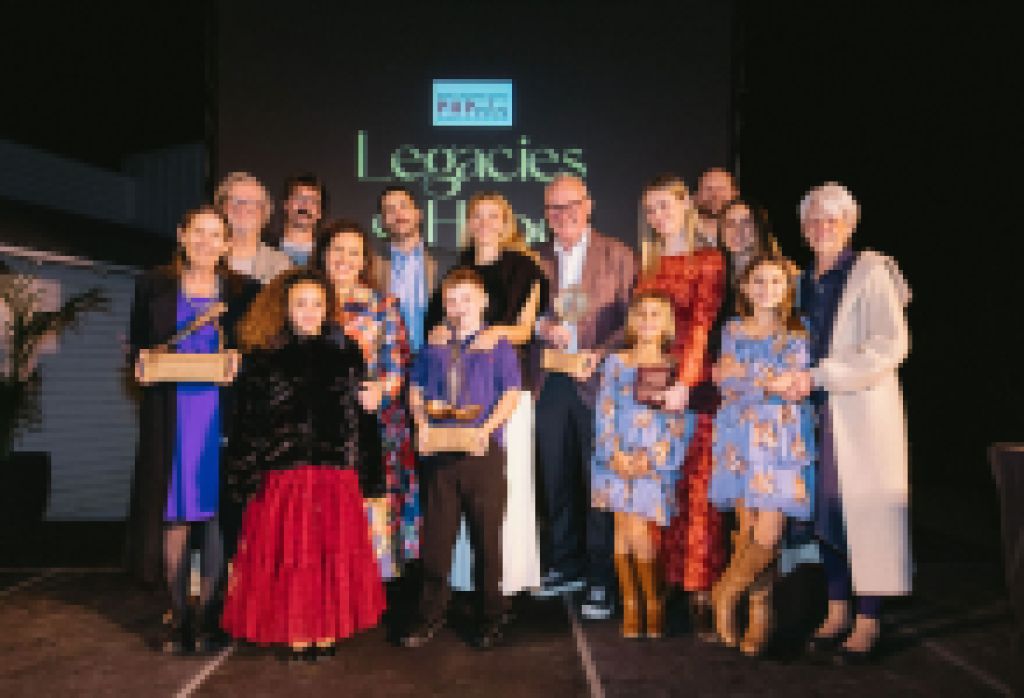 Legacies of Hope Dinner Lights a Candle for People Helping People