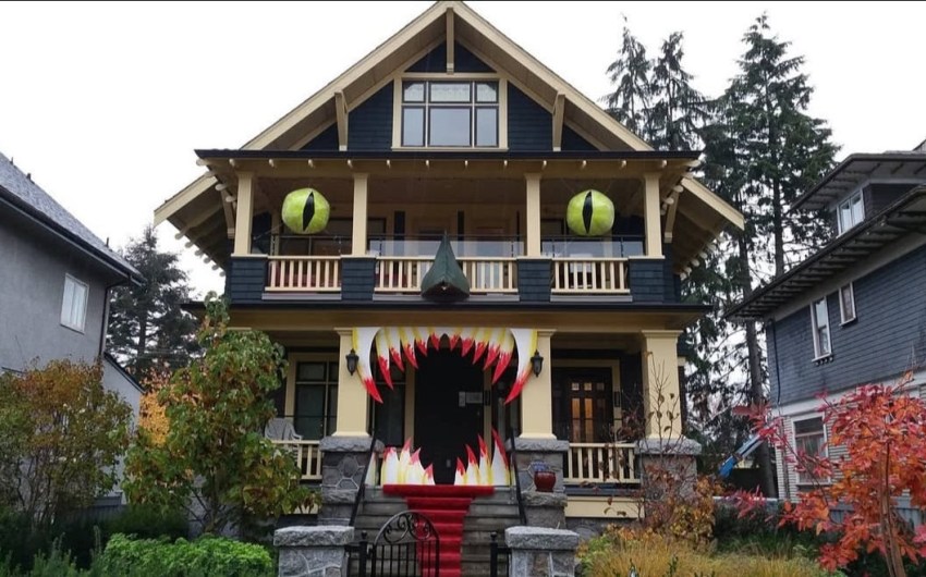 The Home Page | Spooky Scenes & Sweet Home Dreams