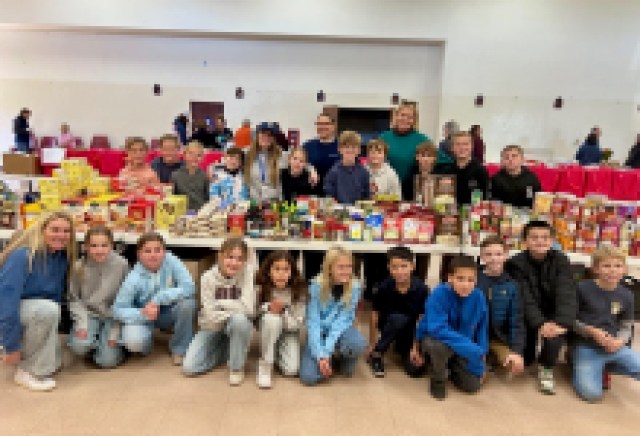 Hundreds Enjoy People Helping People’s Thanksgiving Food Distribution