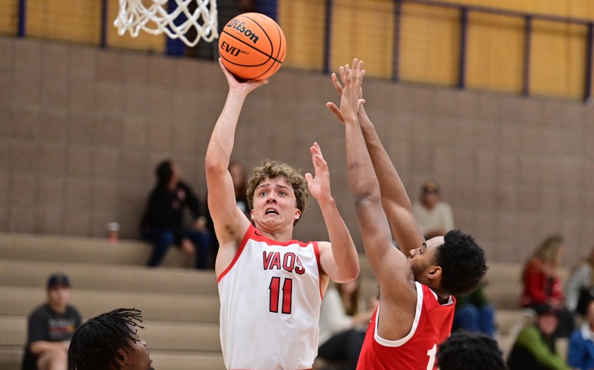 SBCC Men’s Basketball Captures 81-79 Victory over Bakersfield