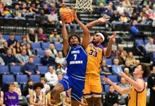 Gauchos Defeat San Francisco State 98-67 in Season Opener