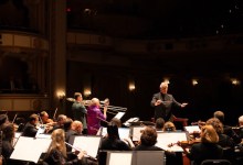 Review | Mozart Meets the Moderns