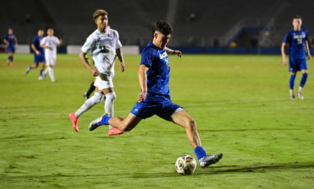 Gauchos Advance to Big West Championship Match With 3-2 Victory Over UC Davis