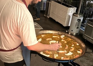 Cider and Paella: A Perfect Pairing We Didn’t See Coming