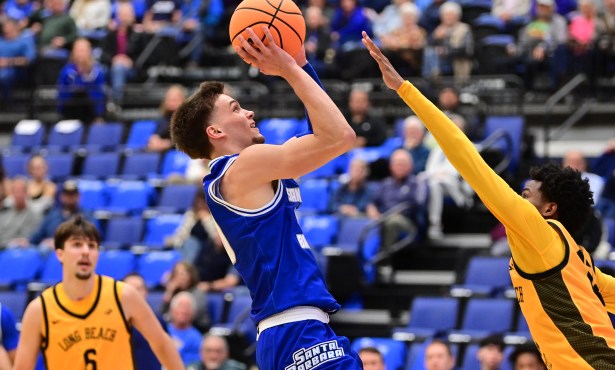 Gauchos Grind Out 84-77 Overtime Victory Over Long Beach State in Big West Conference Opener