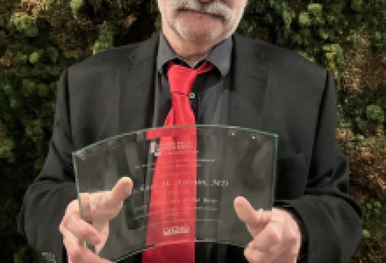 Dr. Michael Ashnin chosen as LVMC Physician of the Year 2025