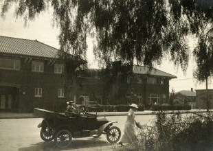 Holiday Happenings 100 Years Ago