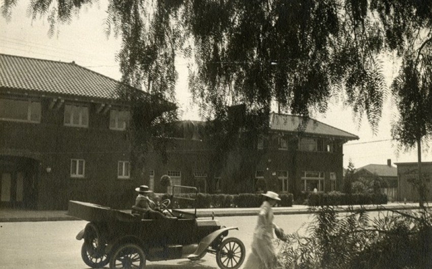 Holiday Happenings 100 Years Ago