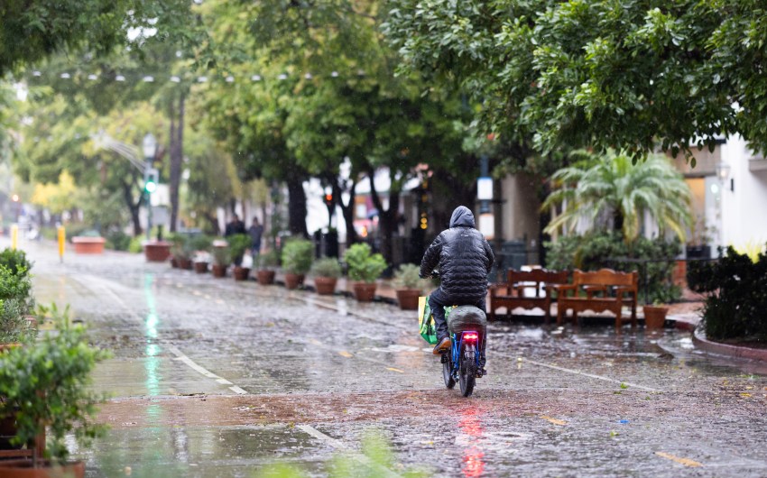 Christmas Eve Storm Passes Santa Barbara Without Major Damage