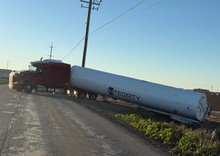 Leaking Liquid Nitrogen Tanker Near Lompoc Stabilized; No Hazard Confirmed