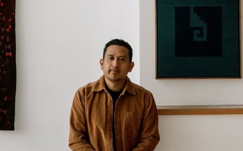 Unraveling Color with Porfirio Gutiérrez