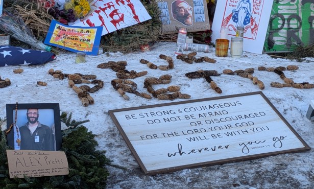 Candlelight Vigil Planned at Santa Barbara’s Stearns Wharf Following Fatal ICE Shootings in Minneapolis