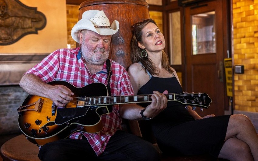 Lucinda Lane to Return to SOhO