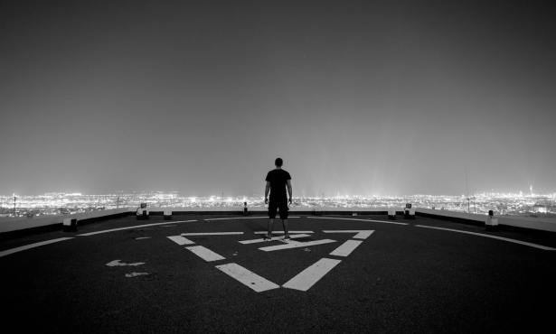 A Good Day and a Bad Night at the Pseudonymous Resort