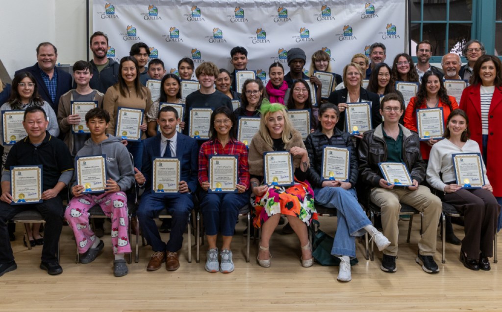 Treinta y dos miembros de la comunidad se gradúan de la Academia LIDERA Goleta 2026